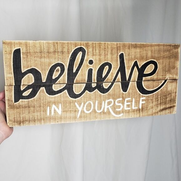 Wooden Decor | Believe In Yourself Sign - Picture 1 of 3